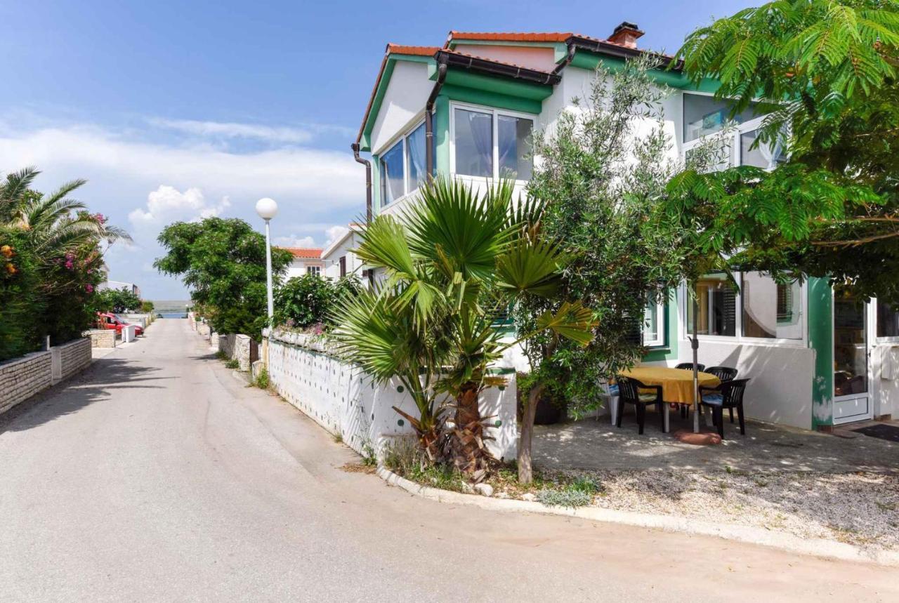 Apartments In Vir/Insel Vir 34750 Exterior foto